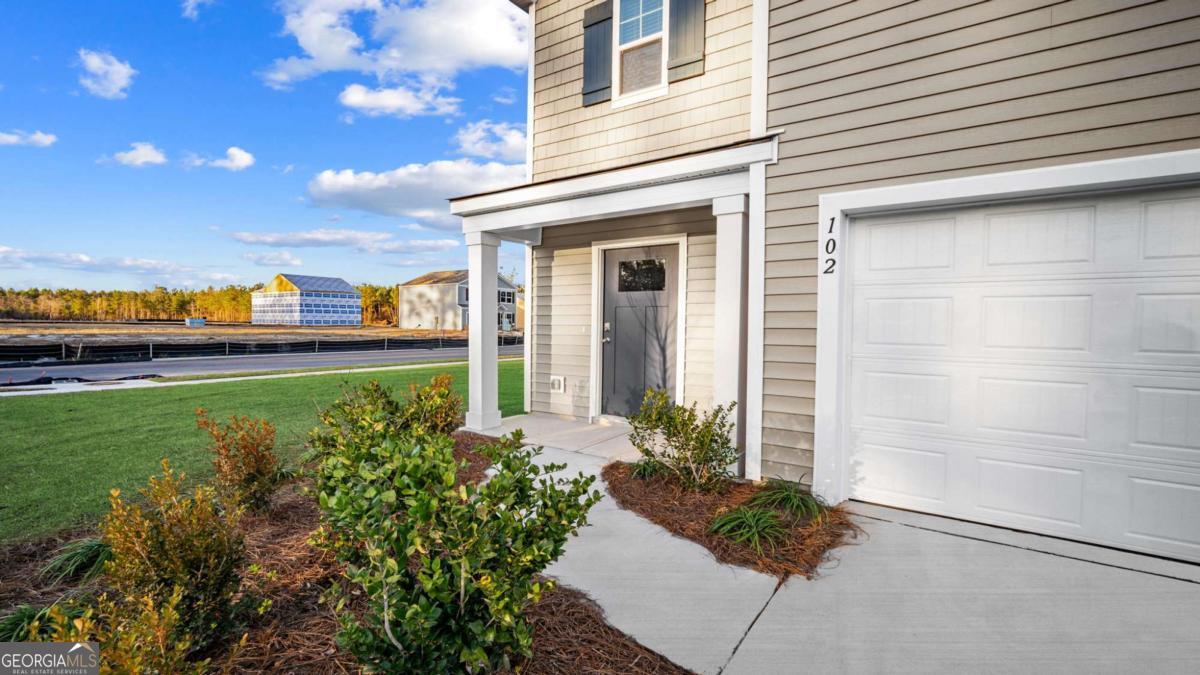125 Fraser LN