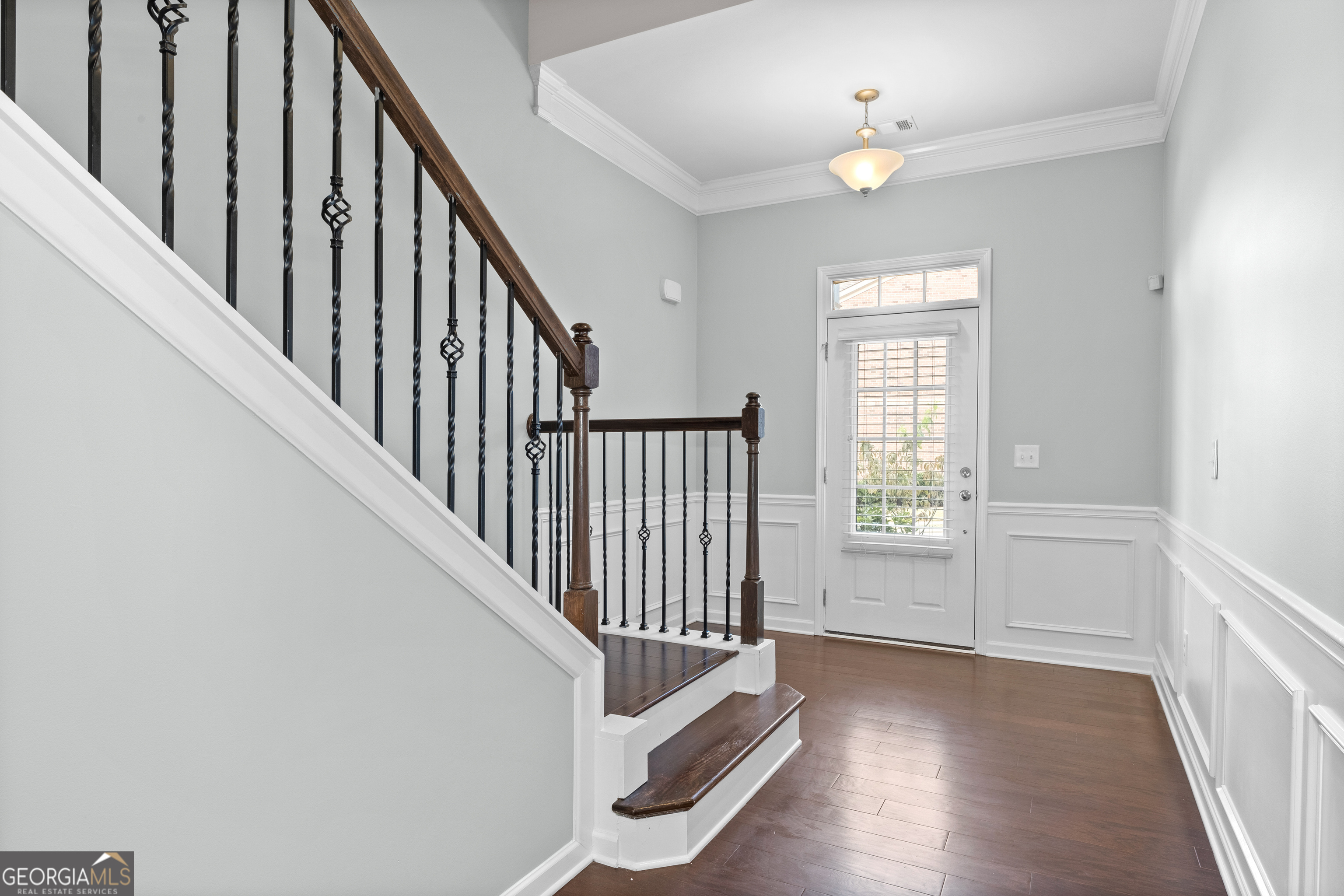 4236 Silver Spruce LN