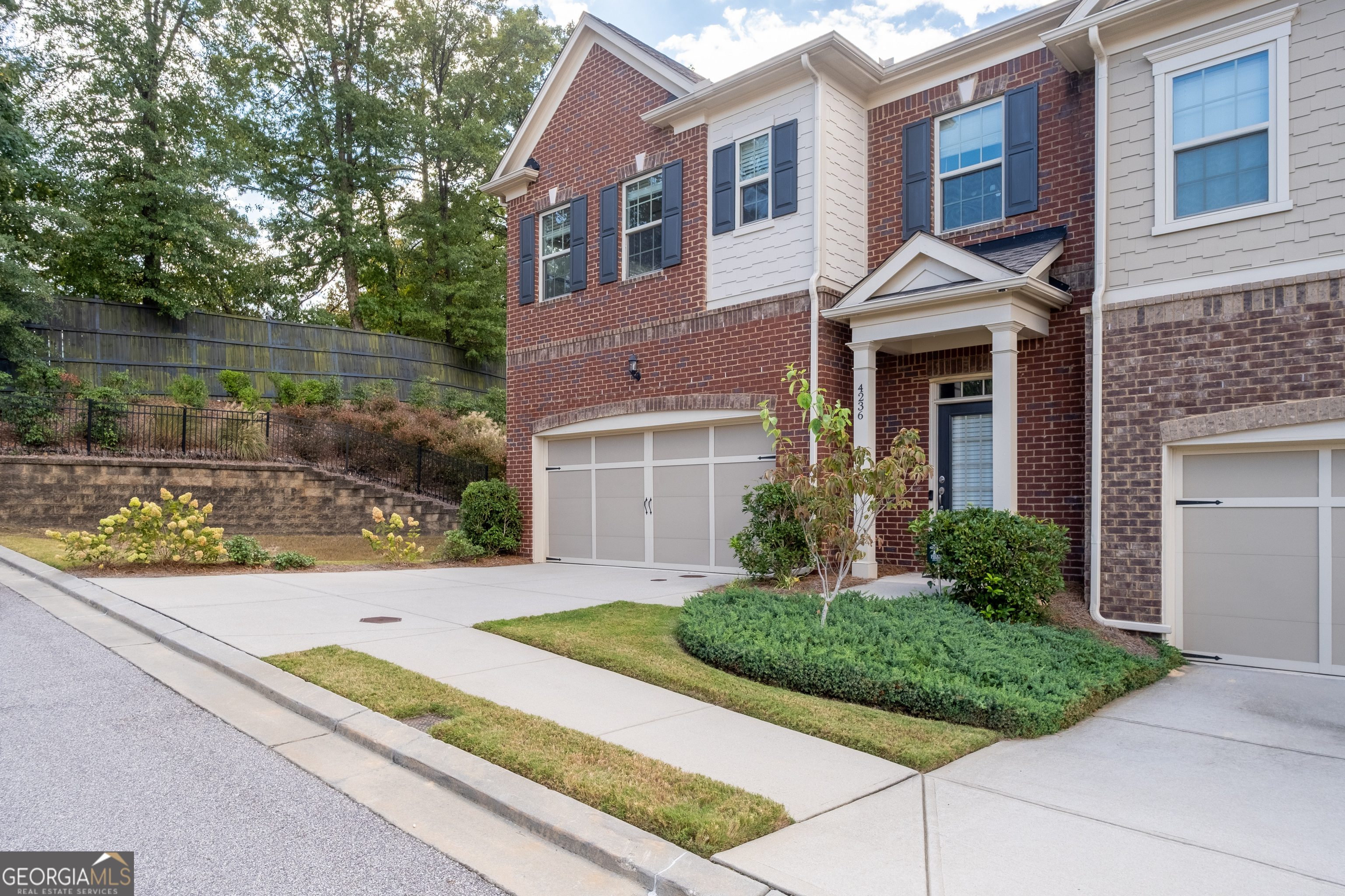4236 Silver Spruce LN