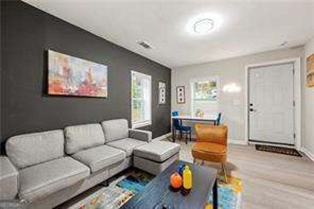 Photo of 2794 7th Street SW, Atlanta, GA 30315 (MLS # 10633270)