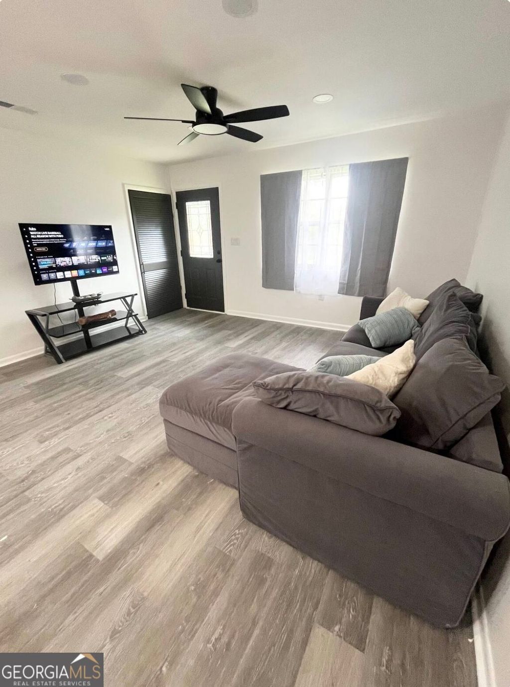 Photo of 4095 Ester Drive SW, Atlanta, GA 30331 (MLS # 10803787)