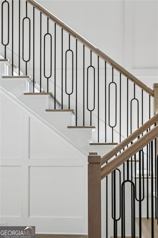 2854 N Thompson RD NE