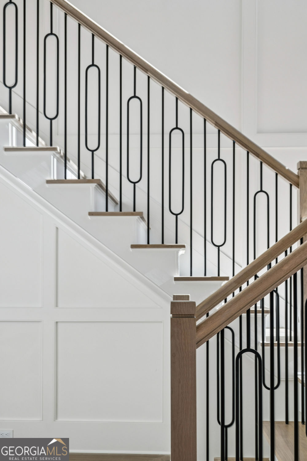 2854 N Thompson RD NE