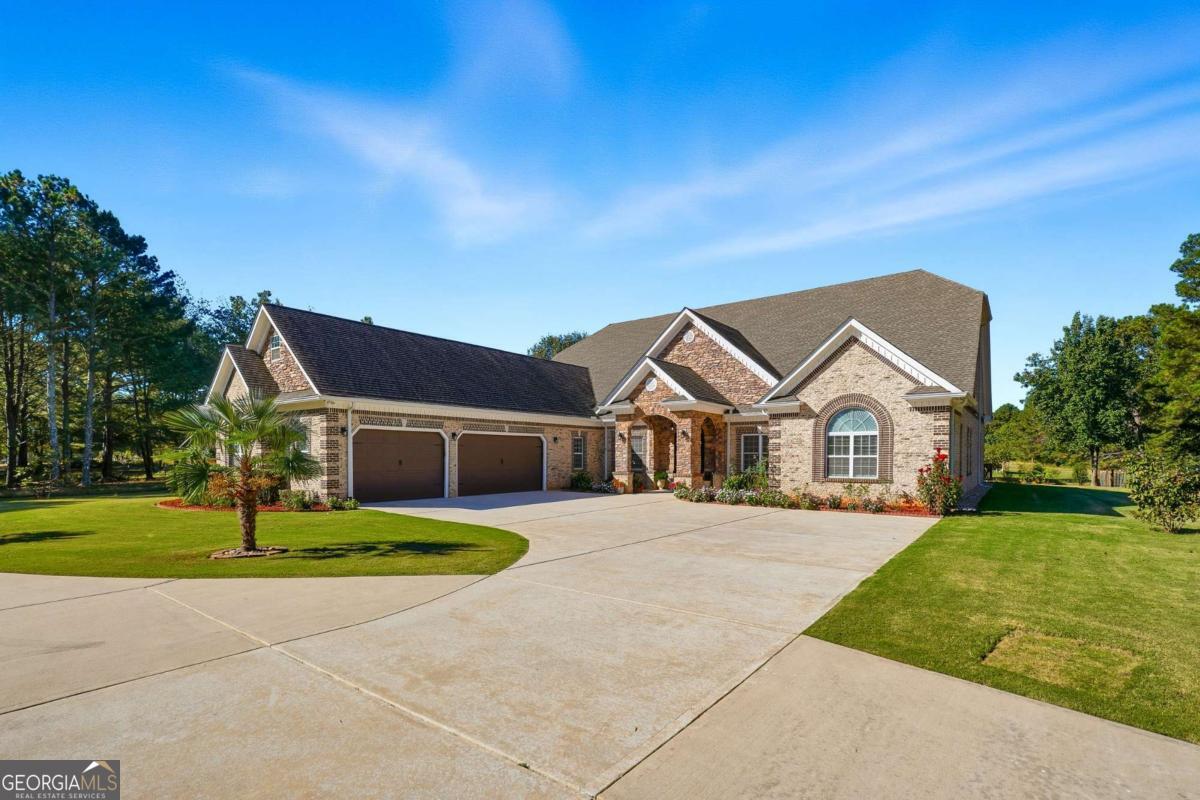 100 Marshas Vineyard