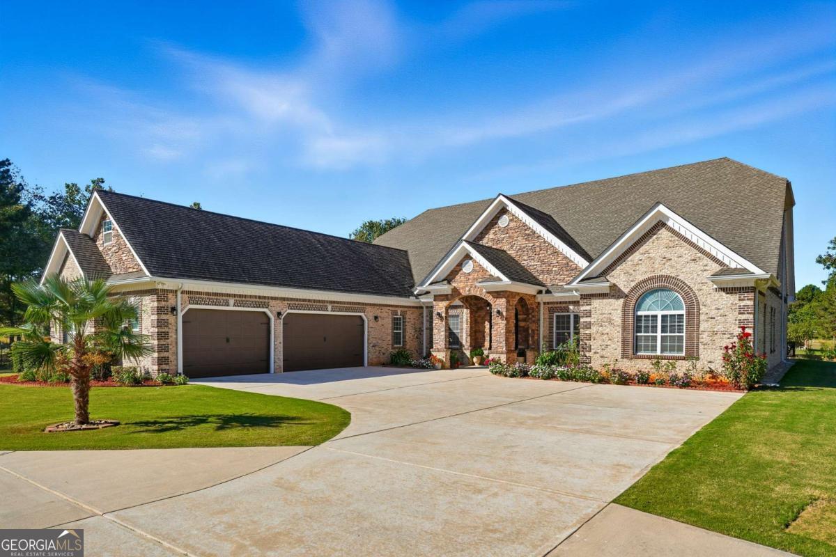 100 Marshas Vineyard