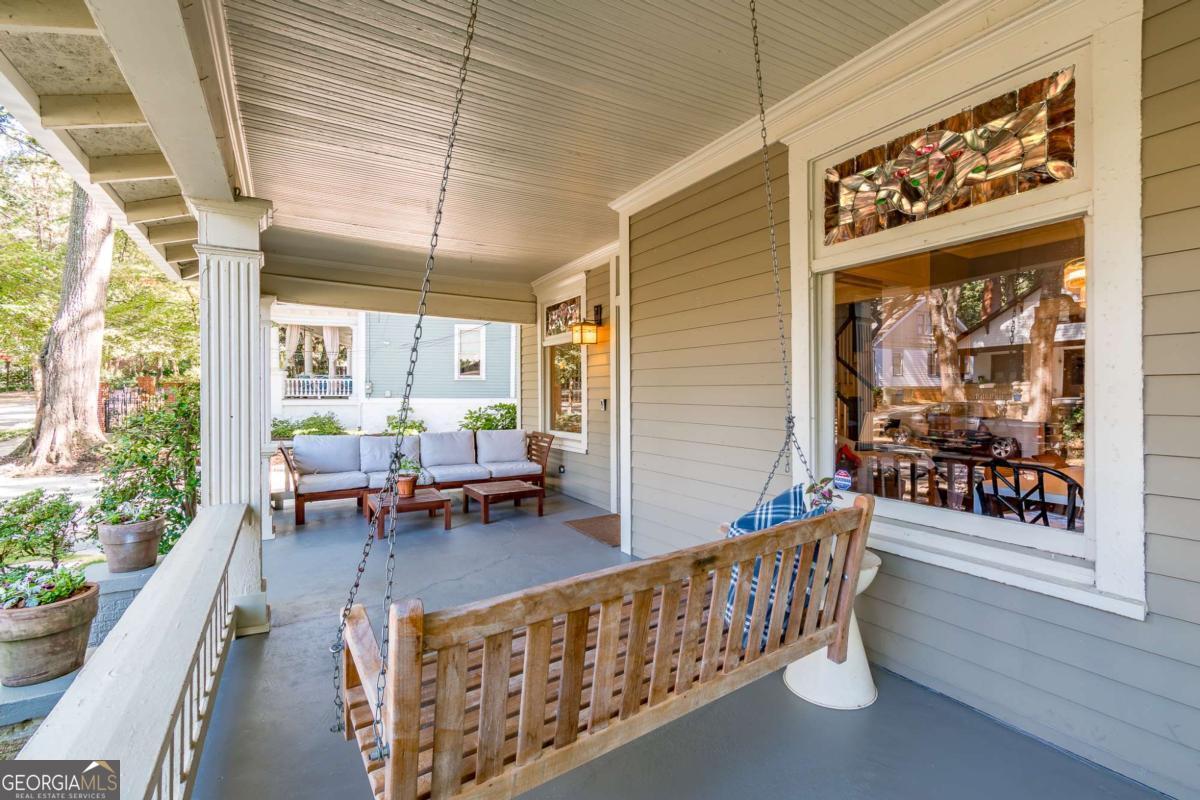 495 Greenwood AVE NE