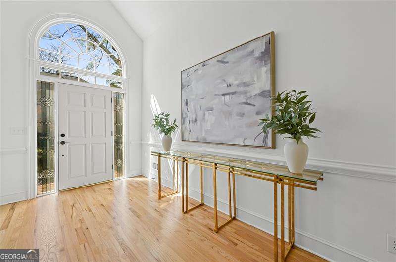 1018 Mill Creek MNR NE