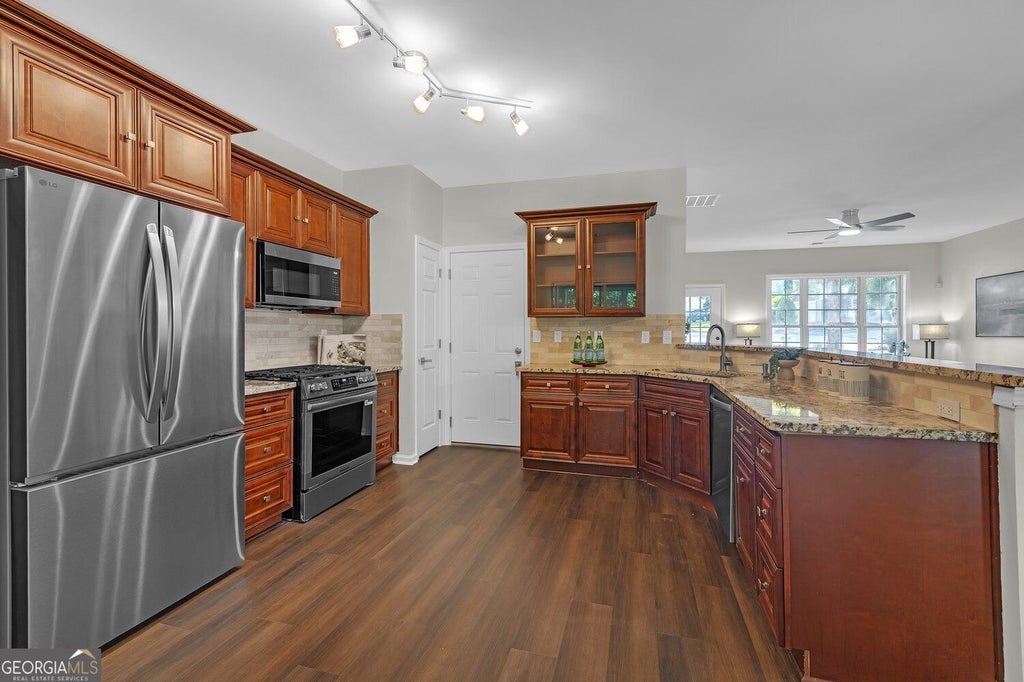 Photo of 415 Wittenridge Court, Alpharetta, GA 30022 (MLS # 10880135)