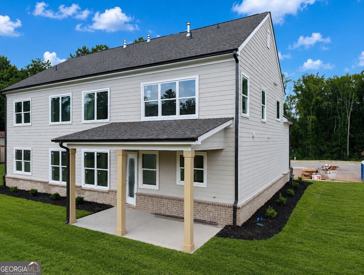 3405 Hillshire DR