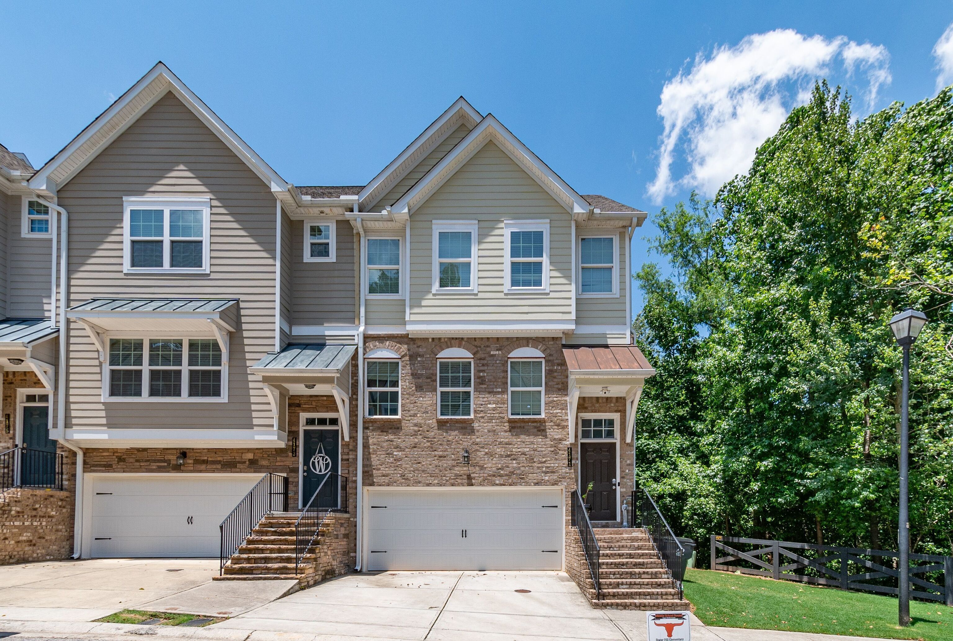 Photo 1 of 35 — 4171 Chatham Ridge DR, Buford, GA 30518