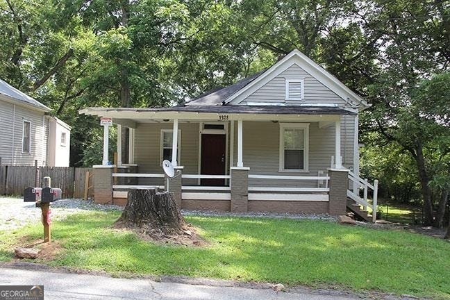 Photo of 1928 SE Meador Avenue #B, Atlanta, GA 30315 (MLS # 10831731)