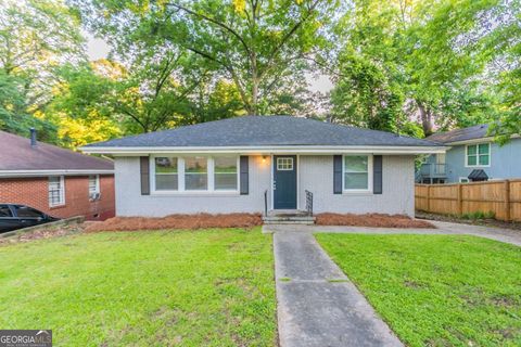 1760 Spring AVE Atlanta GA 30344