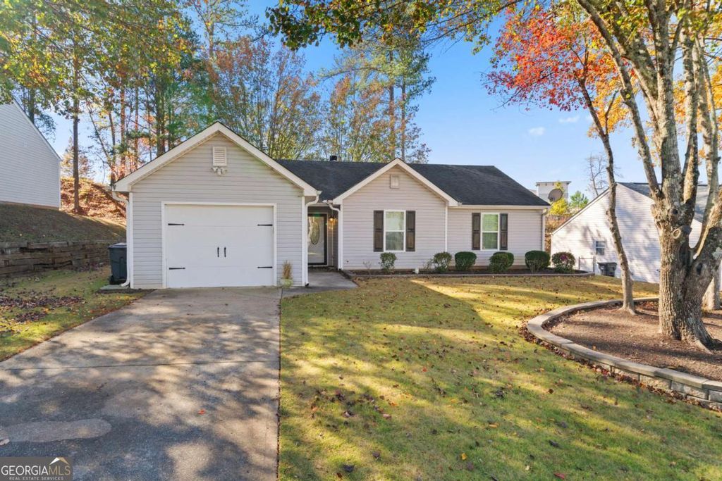 Photo of 1245 Hillcrest Glenn Circle, Sugar Hill, GA 30518 (MLS # 10684474)