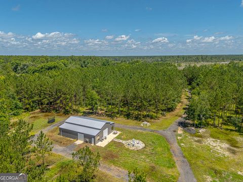 Photo of 380 Burnt Fort Road, White Oak, GA 31568 (MLS # 10553966) Photo of 380 Burnt Fort Road, White Oak, GA 31568 (MLS # 10553966)