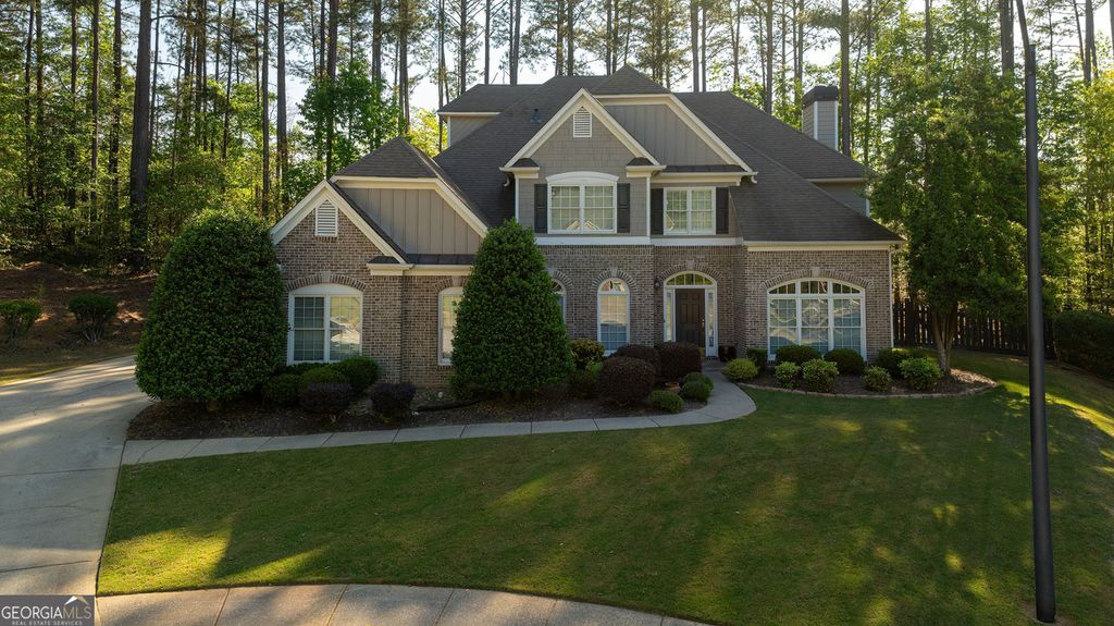 Photo of 850 Highcrest Drive, Acworth, GA 30101 (MLS # 10737335)