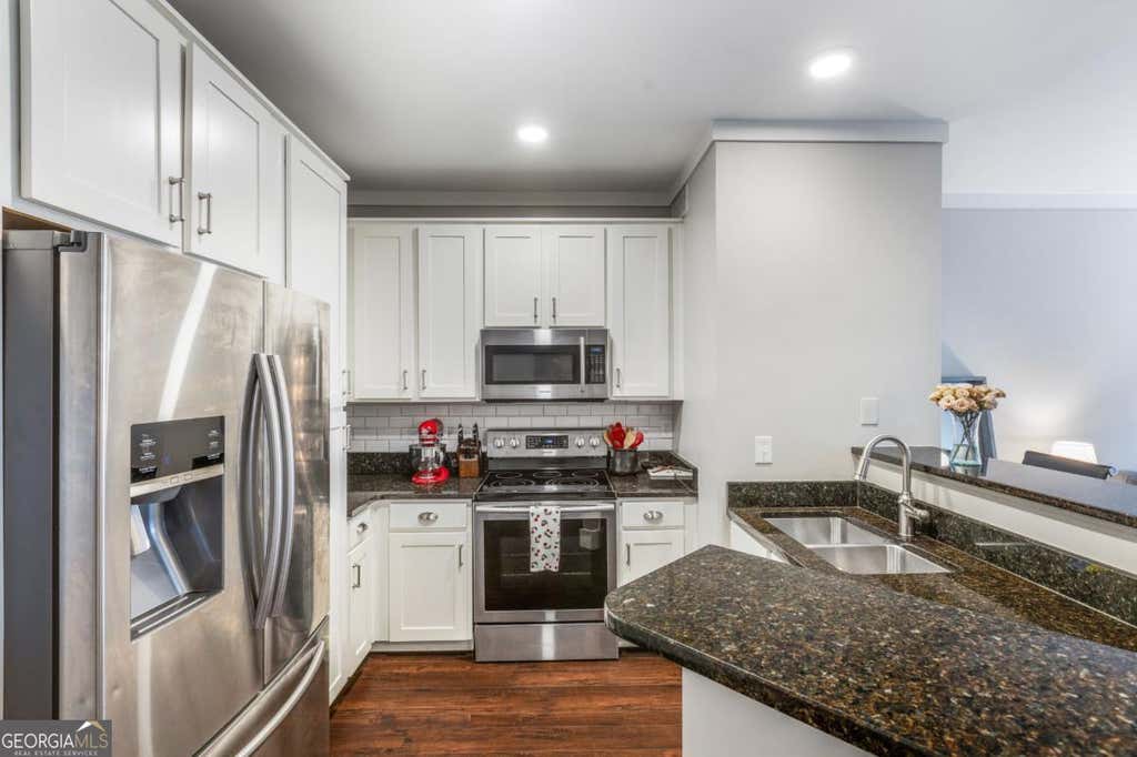 Photo of 821 Ralph McGill Boulevard #2405, Atlanta, GA 30306 (MLS # 10806442)