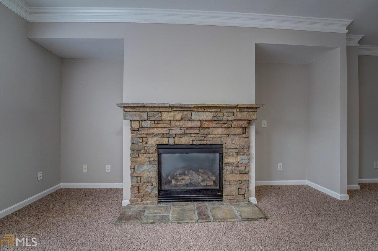 Reserve At Ivy Creek Townhomes - Residential