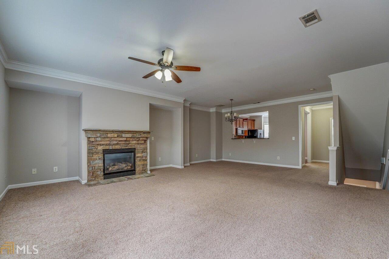 Reserve At Ivy Creek Townhomes - Residential