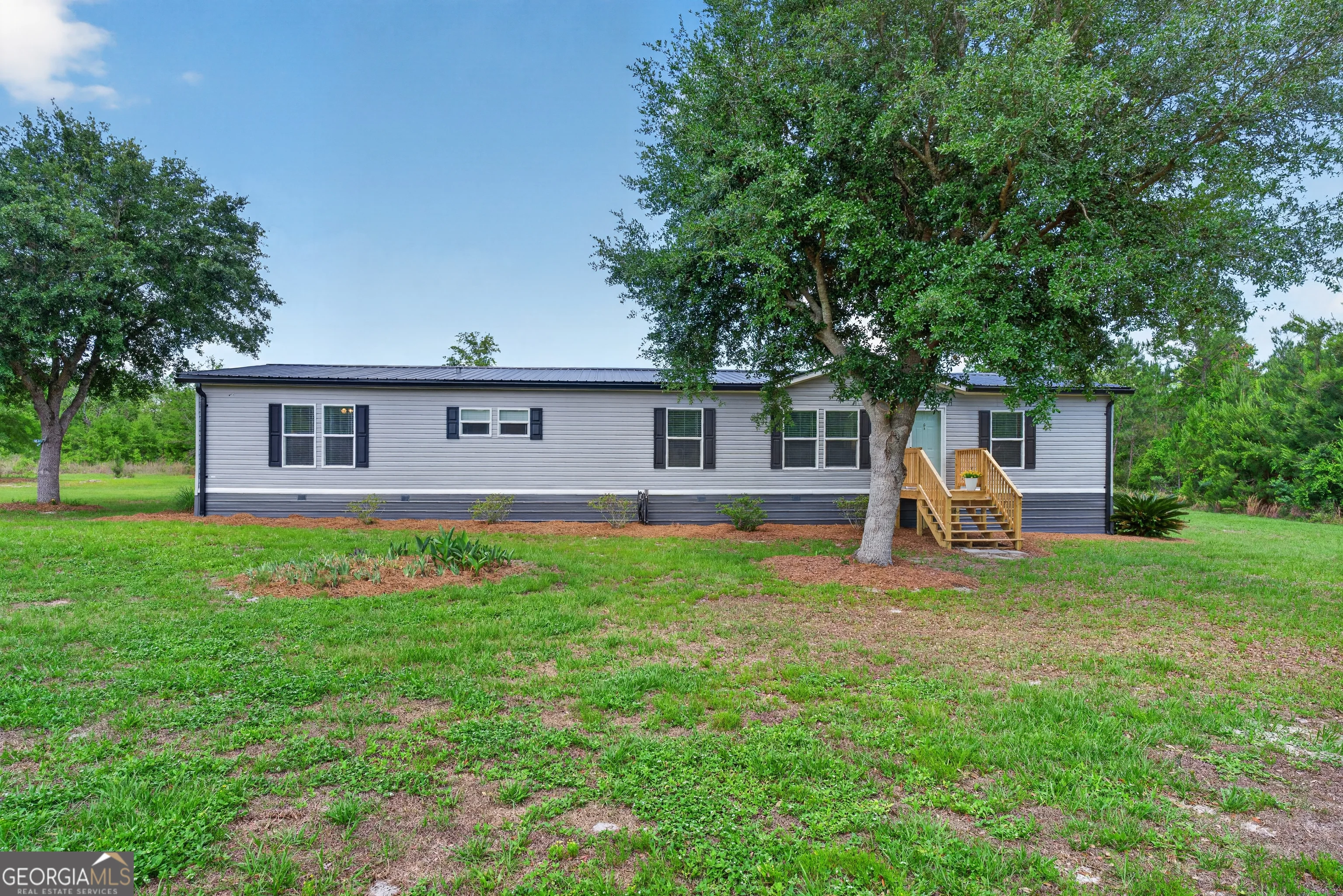 1953 Raybon Road W, Hoboken, GA, 31542