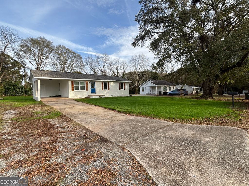 Photo of 1015 Highland Ave, Madison, GA 30650 (MLS # 10651541)
