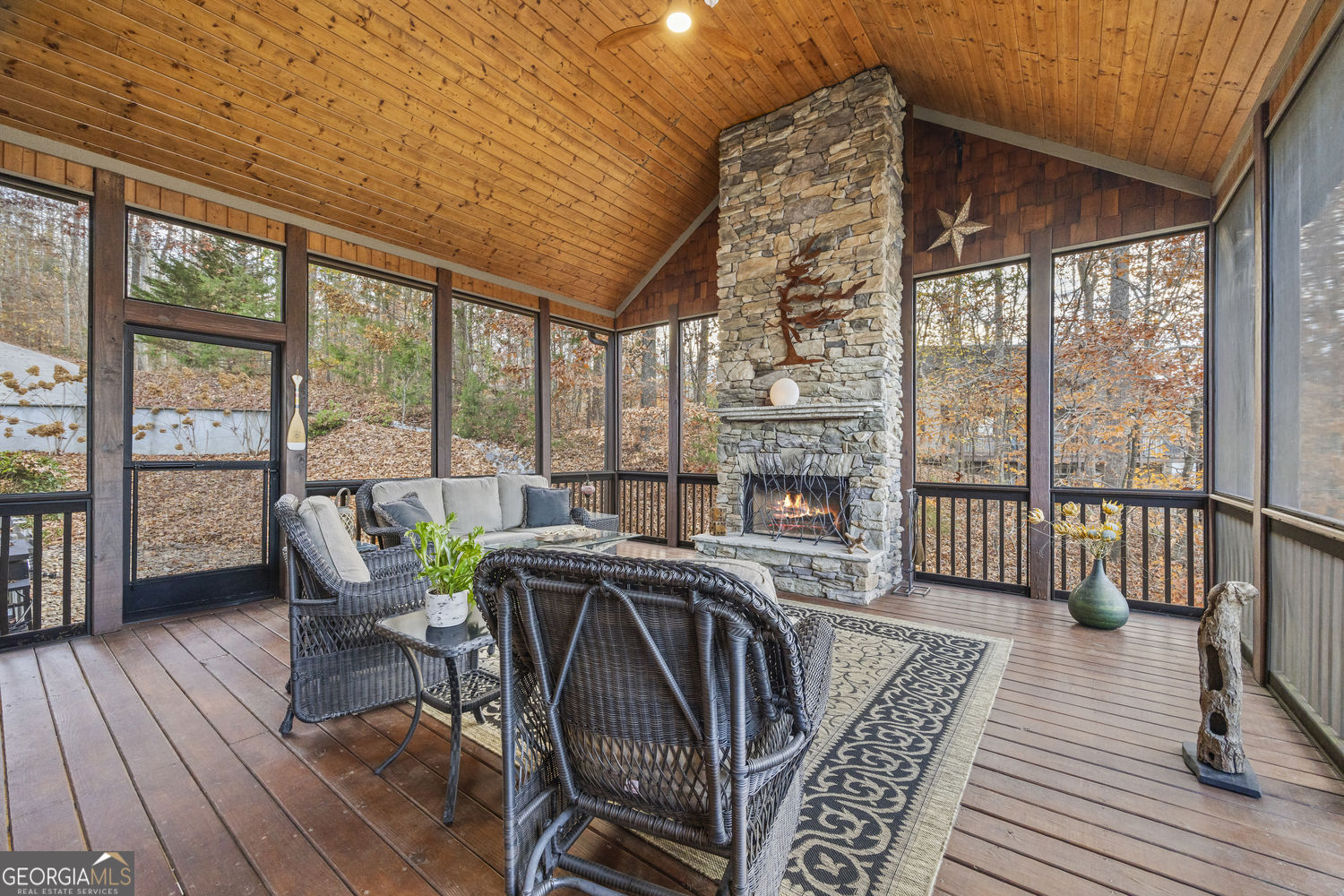 Martin, Georgia 30557, United States, 6 Bedrooms Bedrooms, ,4 BathroomsBathrooms,Residential,Active,250949