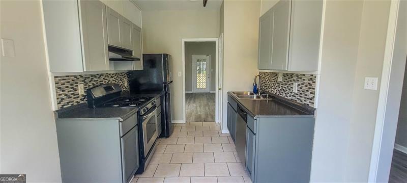 Kennesaw, Georgia 30144, United States, 2 Bedrooms Bedrooms, ,3 BathroomsBathrooms,Residential,Active,185017