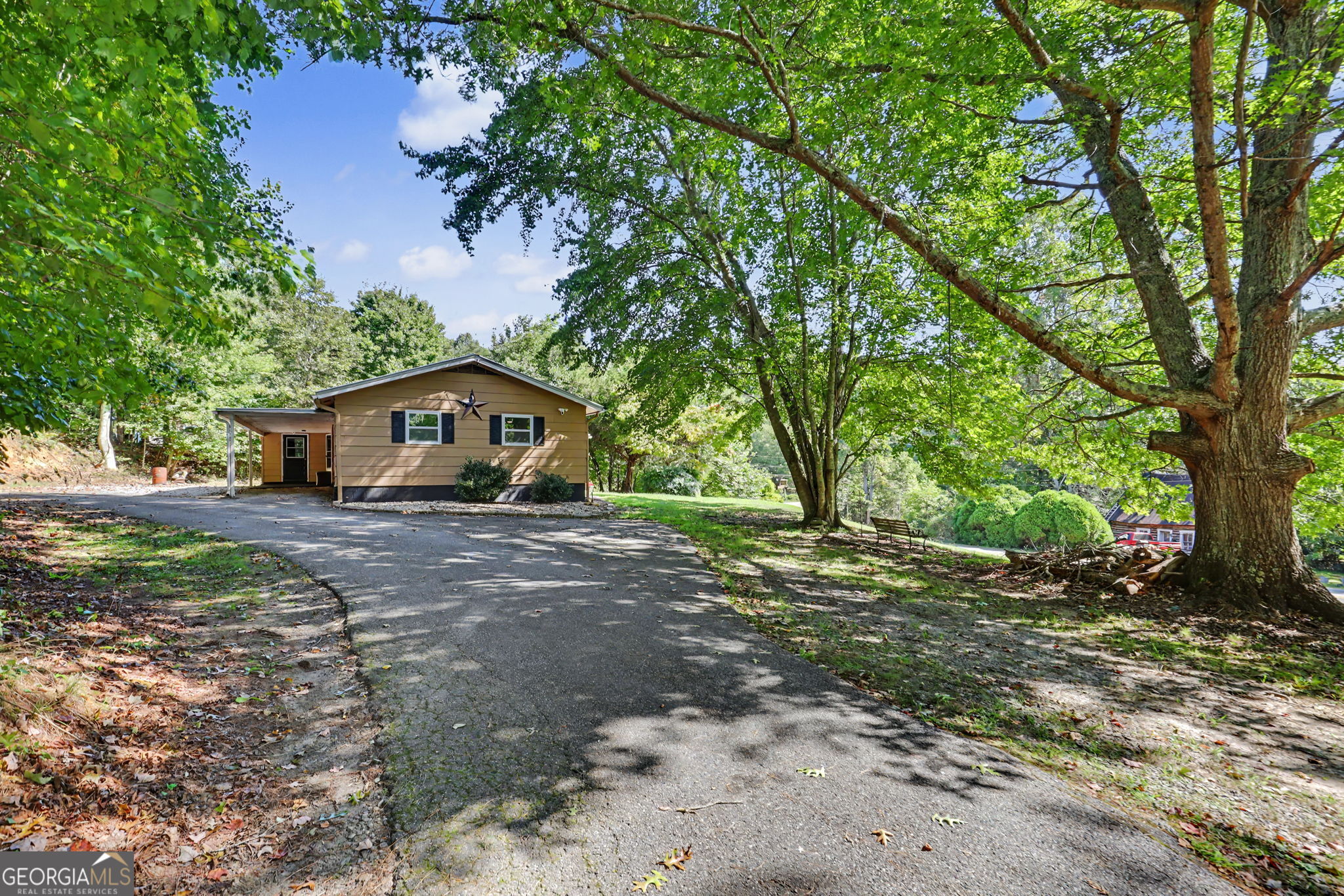 18 Willie Hutson RD