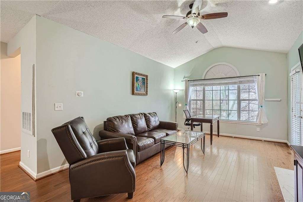 Woodlands/Webb Bridge - Residential Lease