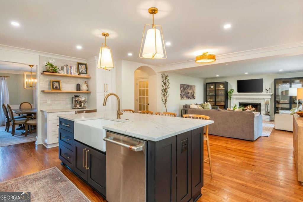 Photo of 1141 Chestnut Hill Cir, Marietta, GA 30064 (MLS # 10698409)