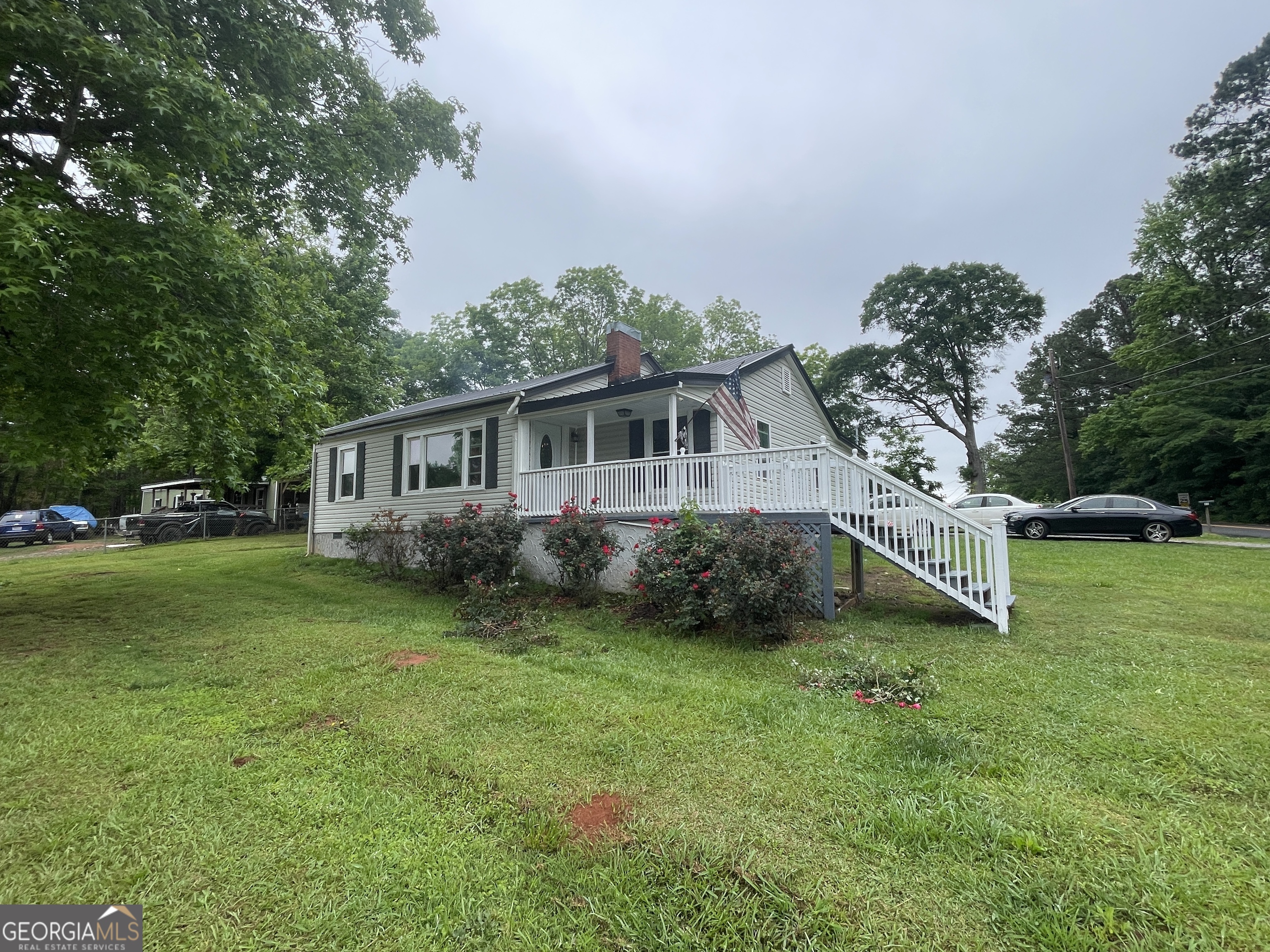 Listing image 3