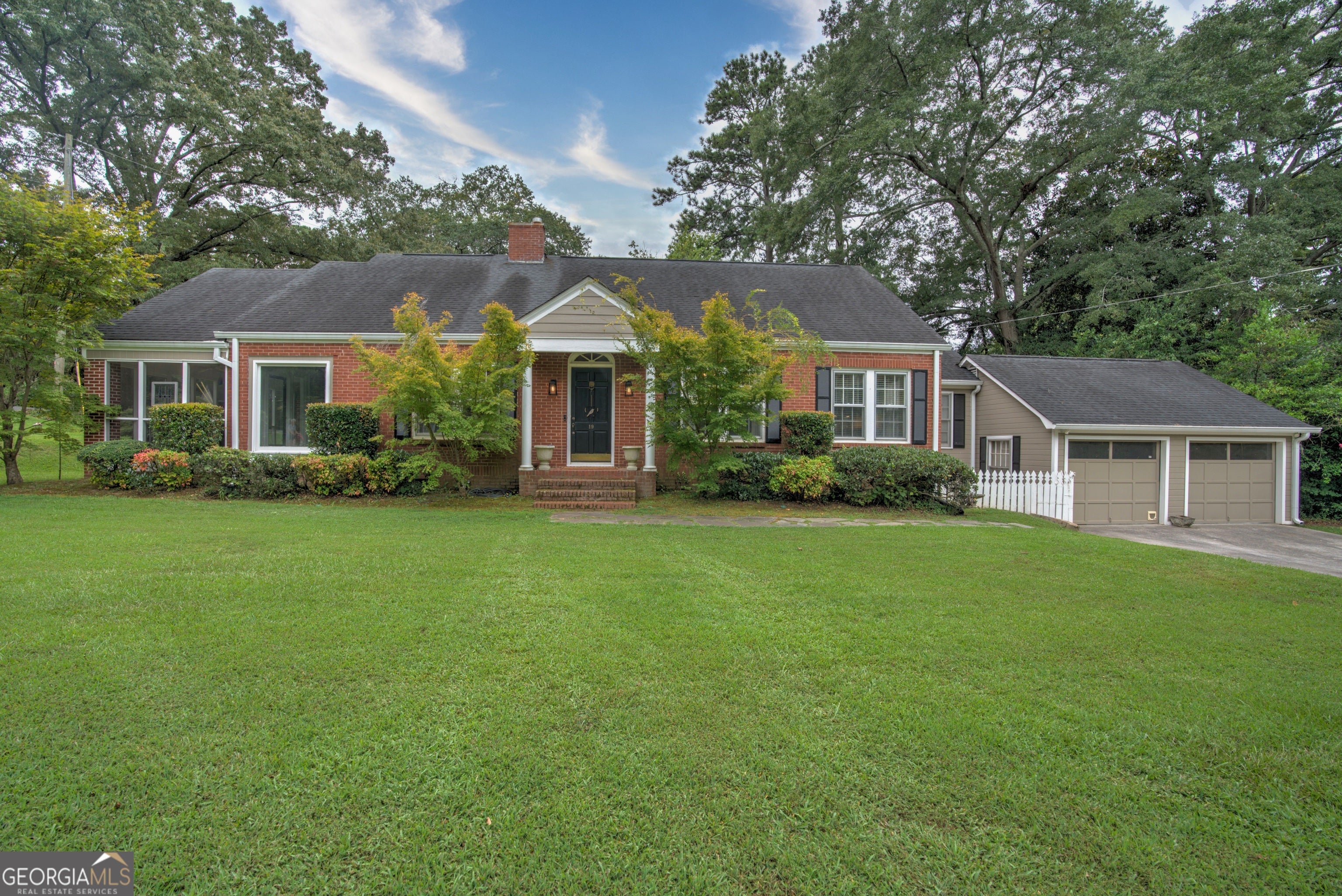 19 Berckman LN SW