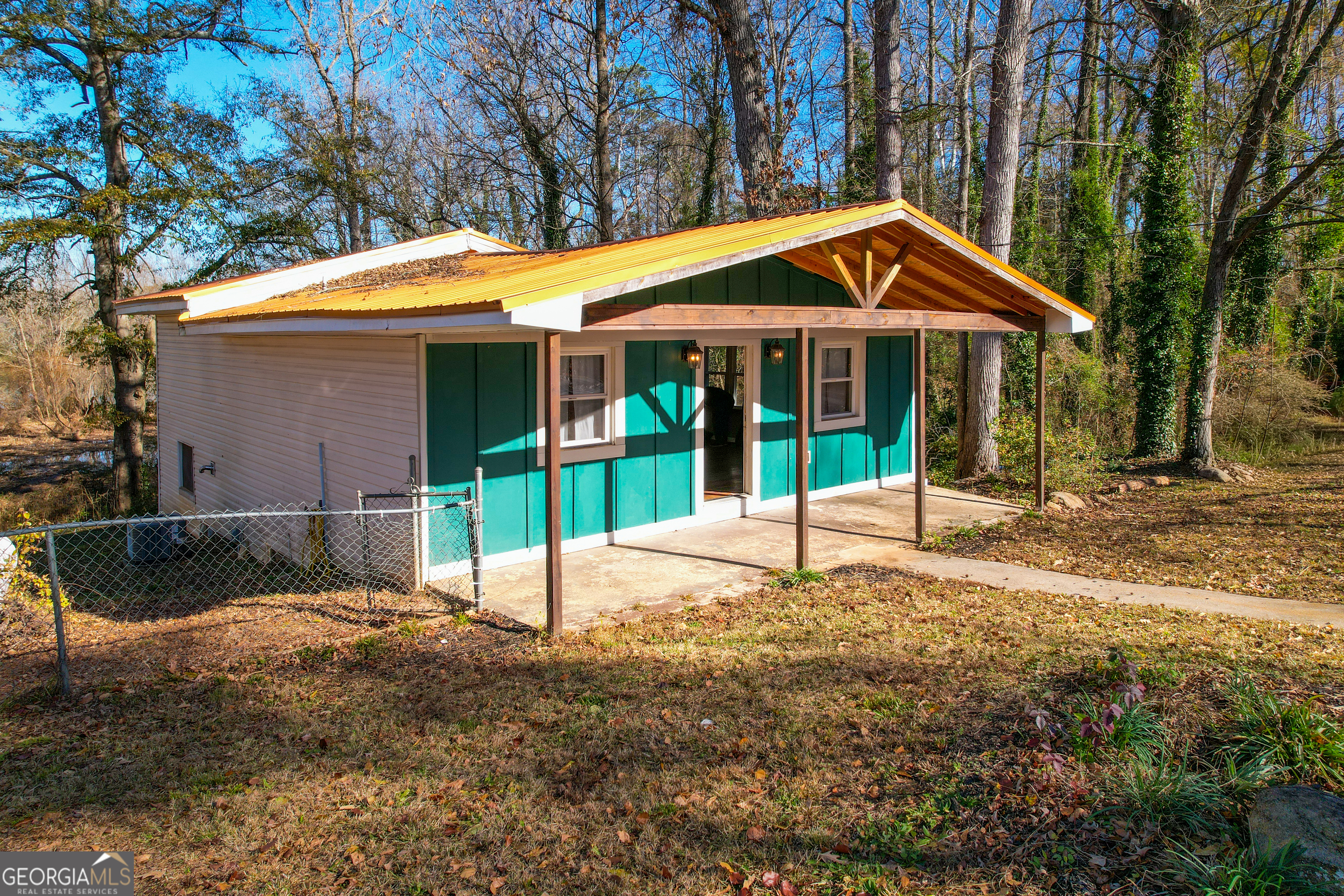139 Cherokee DR