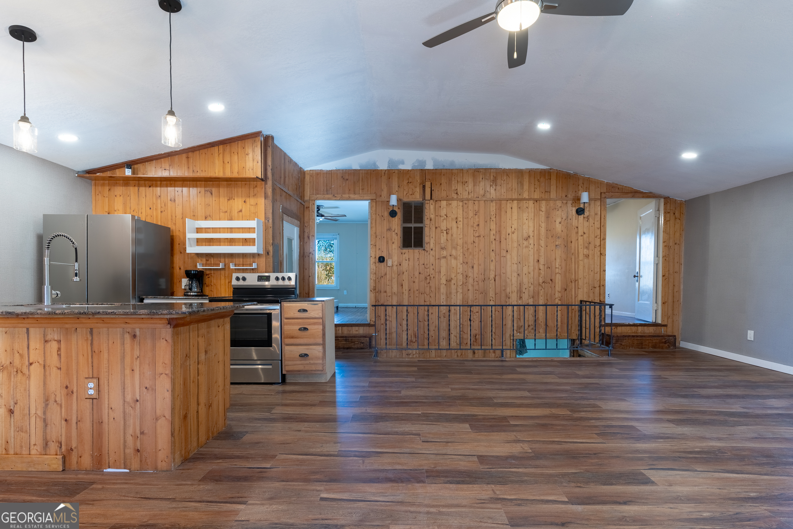 139 Cherokee DR