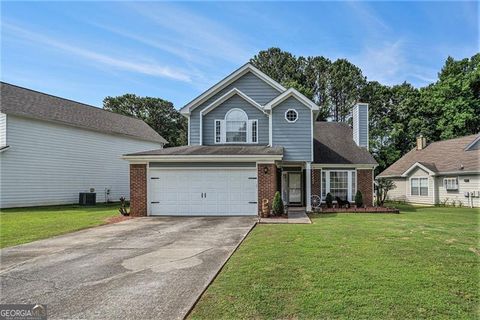 Single Family Residence in Lawrenceville GA 1315 Watercrest Circle.jpg