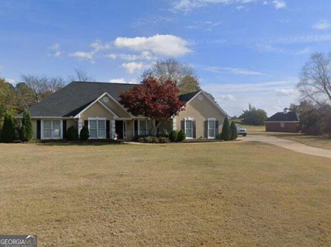 111 Prestwick Drive, Lagrange, GA 30241 - #: 10712844