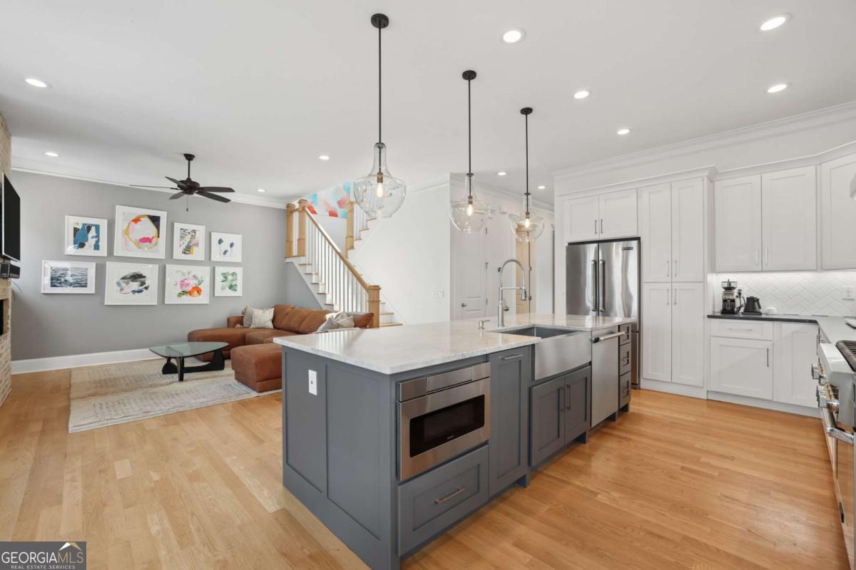 616 Fortune PL NE