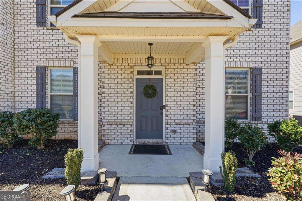 Photo of 5560 Mirror Lake Drive, Cumming, GA 30028 (MLS # 10714084)