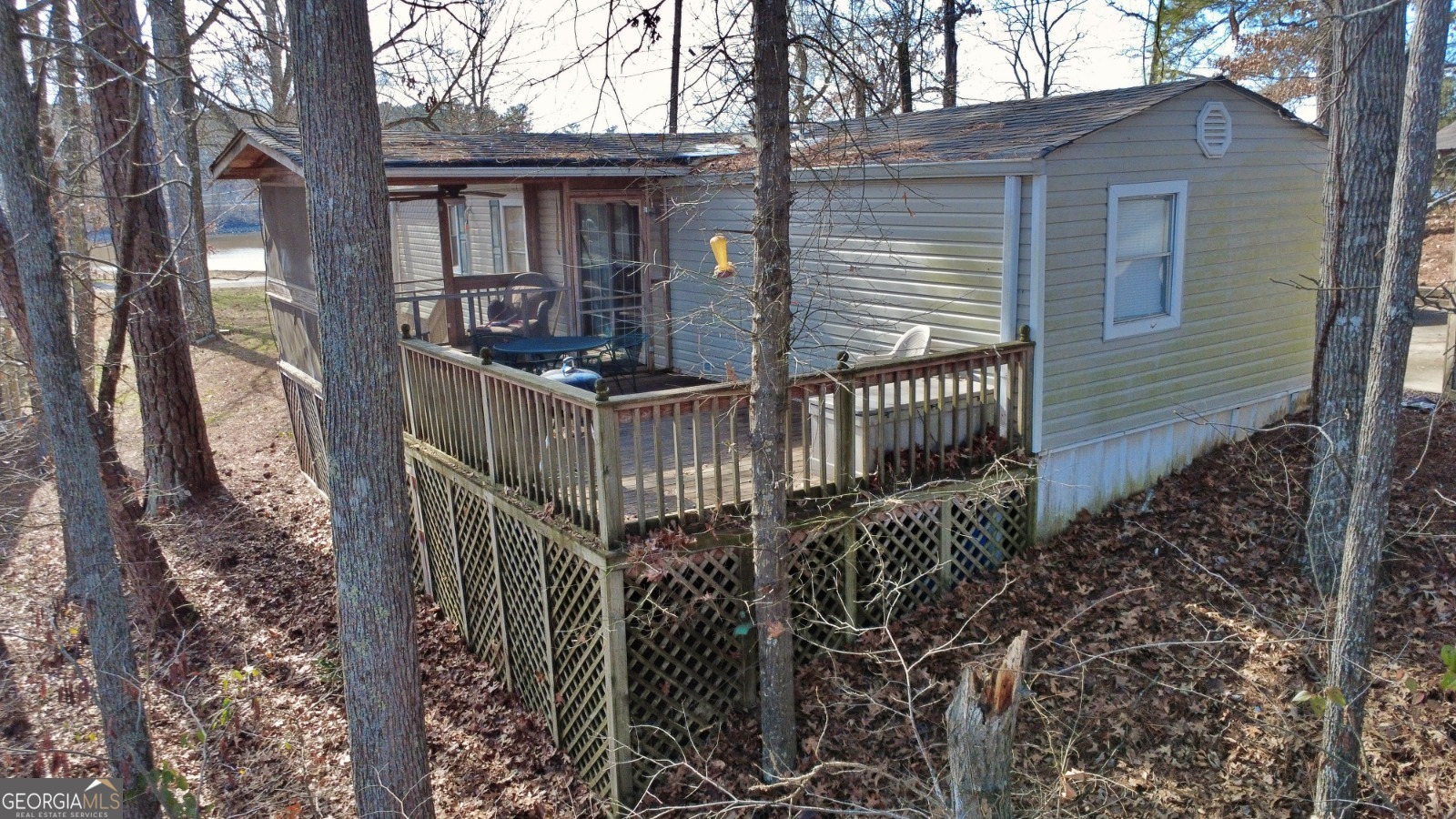 7112 E Blacks Bluff RD