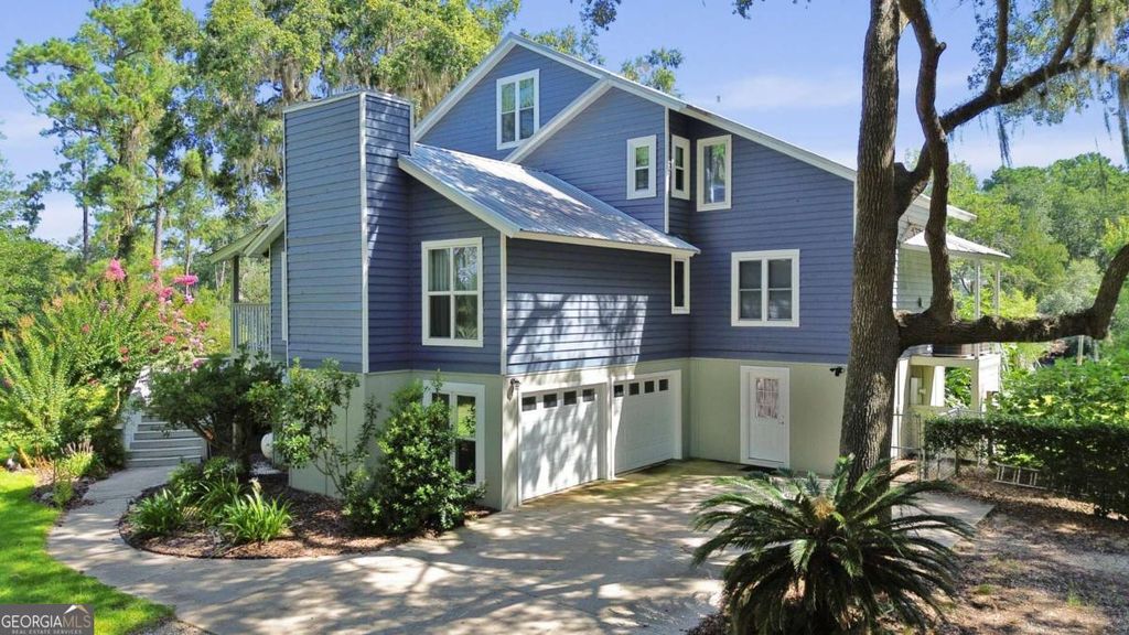 Photo of 10 Pinetree Road, Midway, GA 31320 (MLS # 10725384)