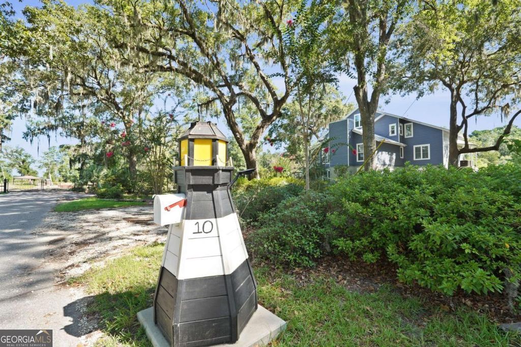 Photo of 10 Pinetree Road, Midway, GA 31320 (MLS # 10725384)