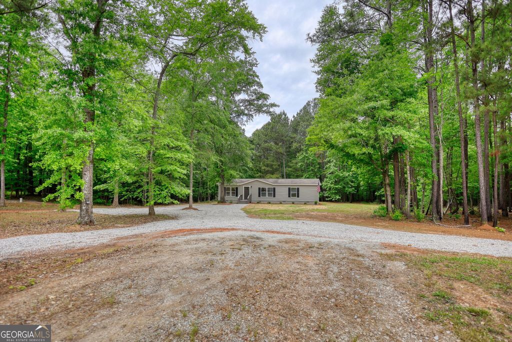 Photo of 2050 Swords Trail, Buckhead, GA 30625 (MLS # 10762326)