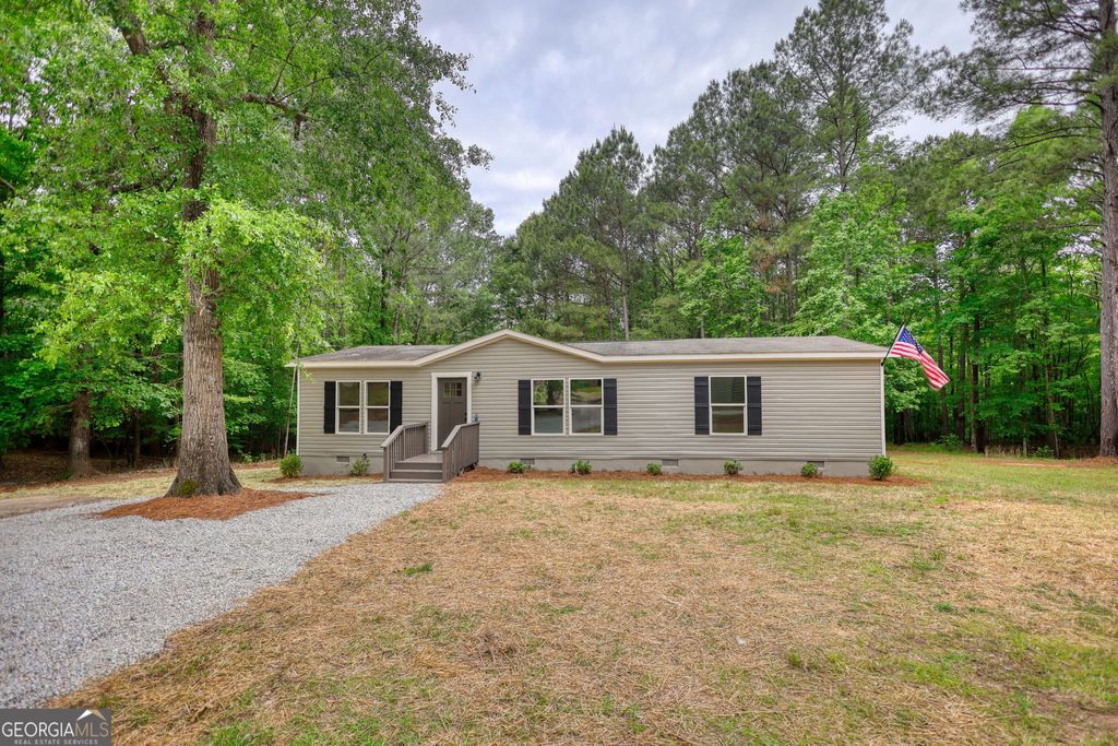 Photo of 2050 Swords Trail, Buckhead, GA 30625 (MLS # 10762326)