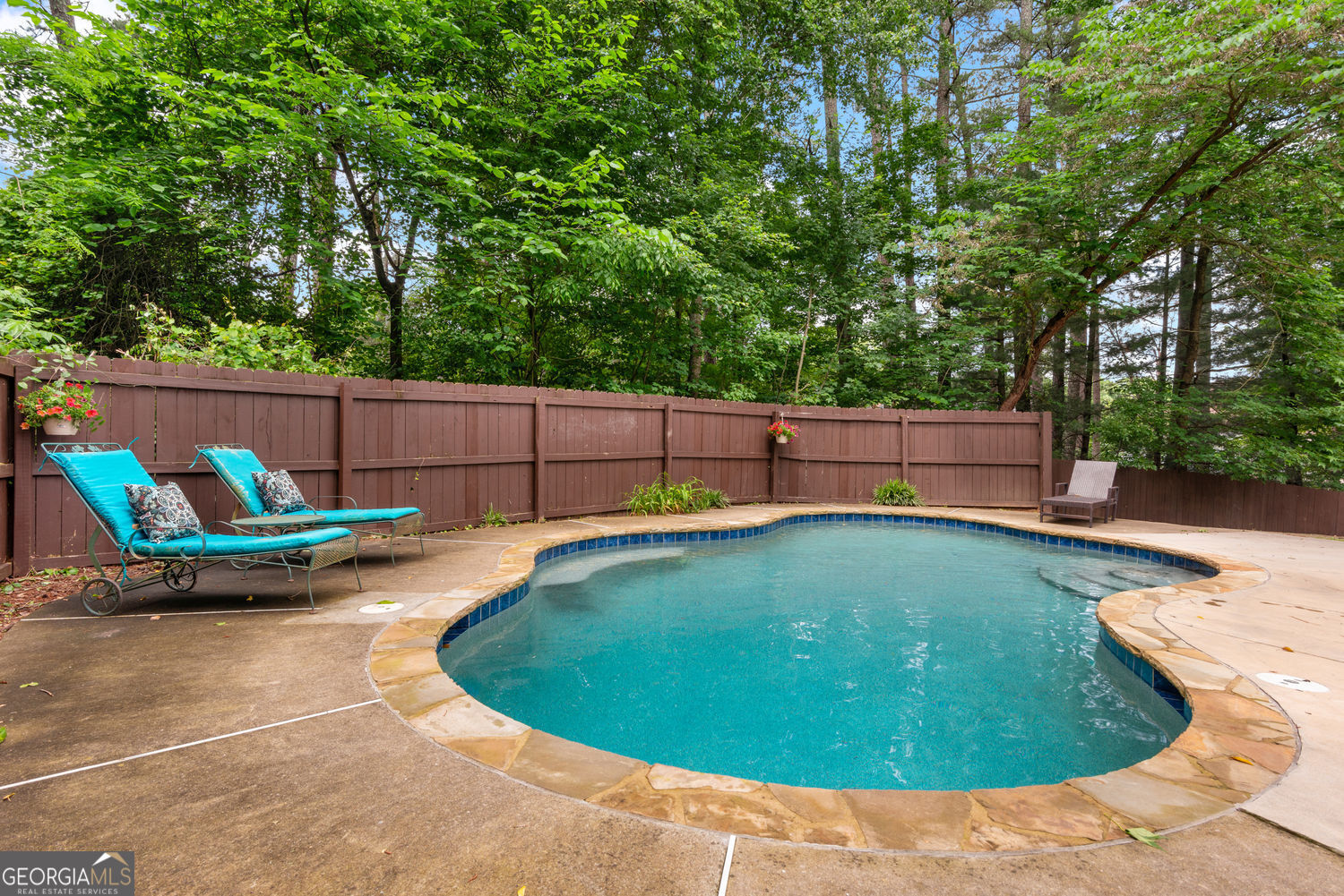 739 Dushea CT NW