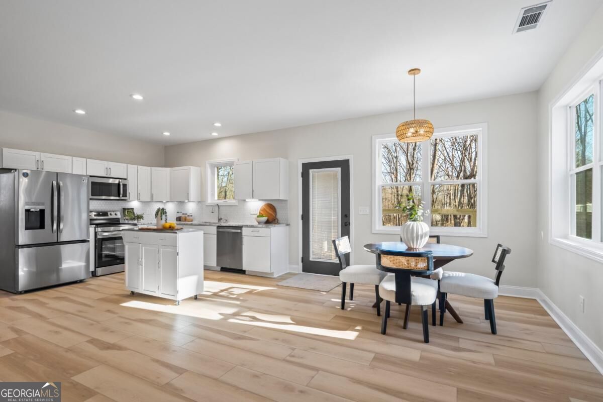 3114 Old Cornelia HWY