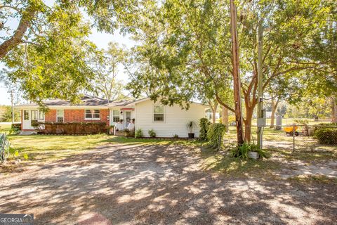 A home in Blackshear