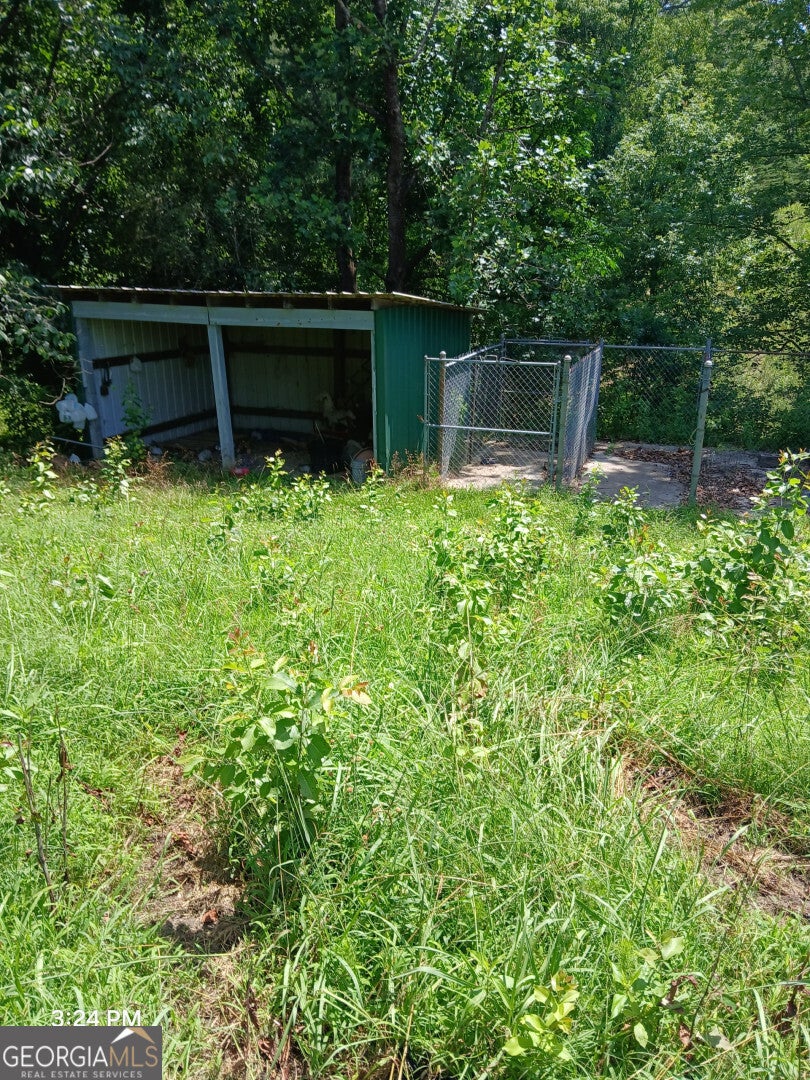 317 Rollins LN