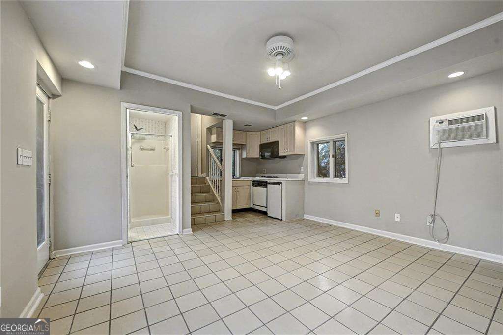 Photo of 2008 Shalimar Drive NE, Atlanta, GA 30345 (MLS # 10652295)