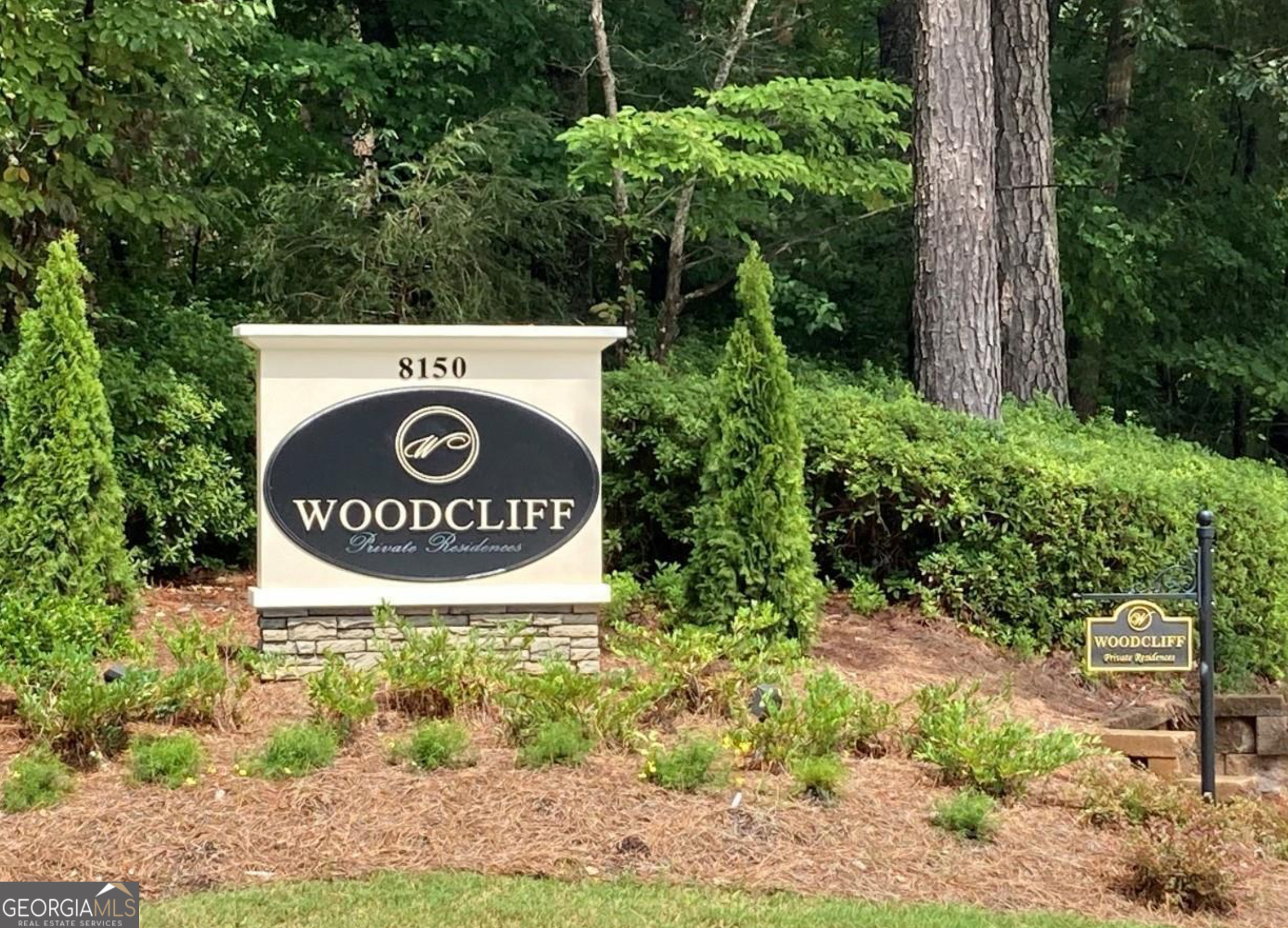 205 Woodcliff DR 205