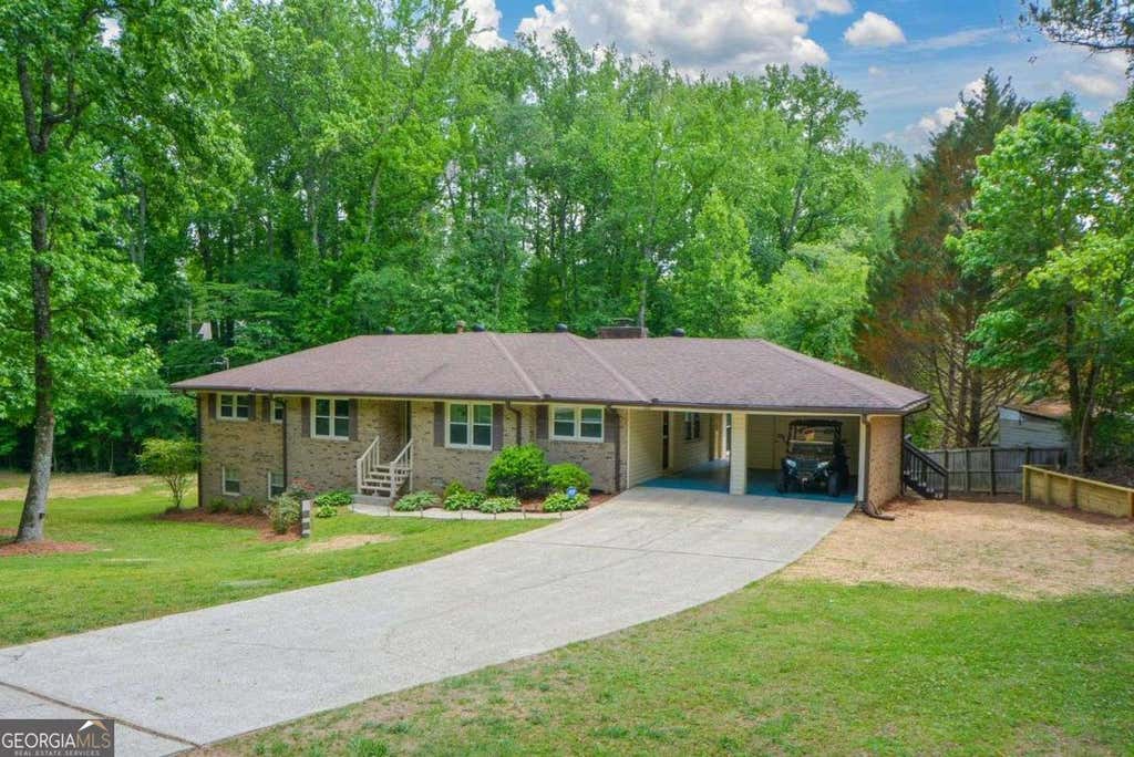 Photo of 5851 Wills Orchard Road, Cumming, GA 30040 (MLS # 10763297)