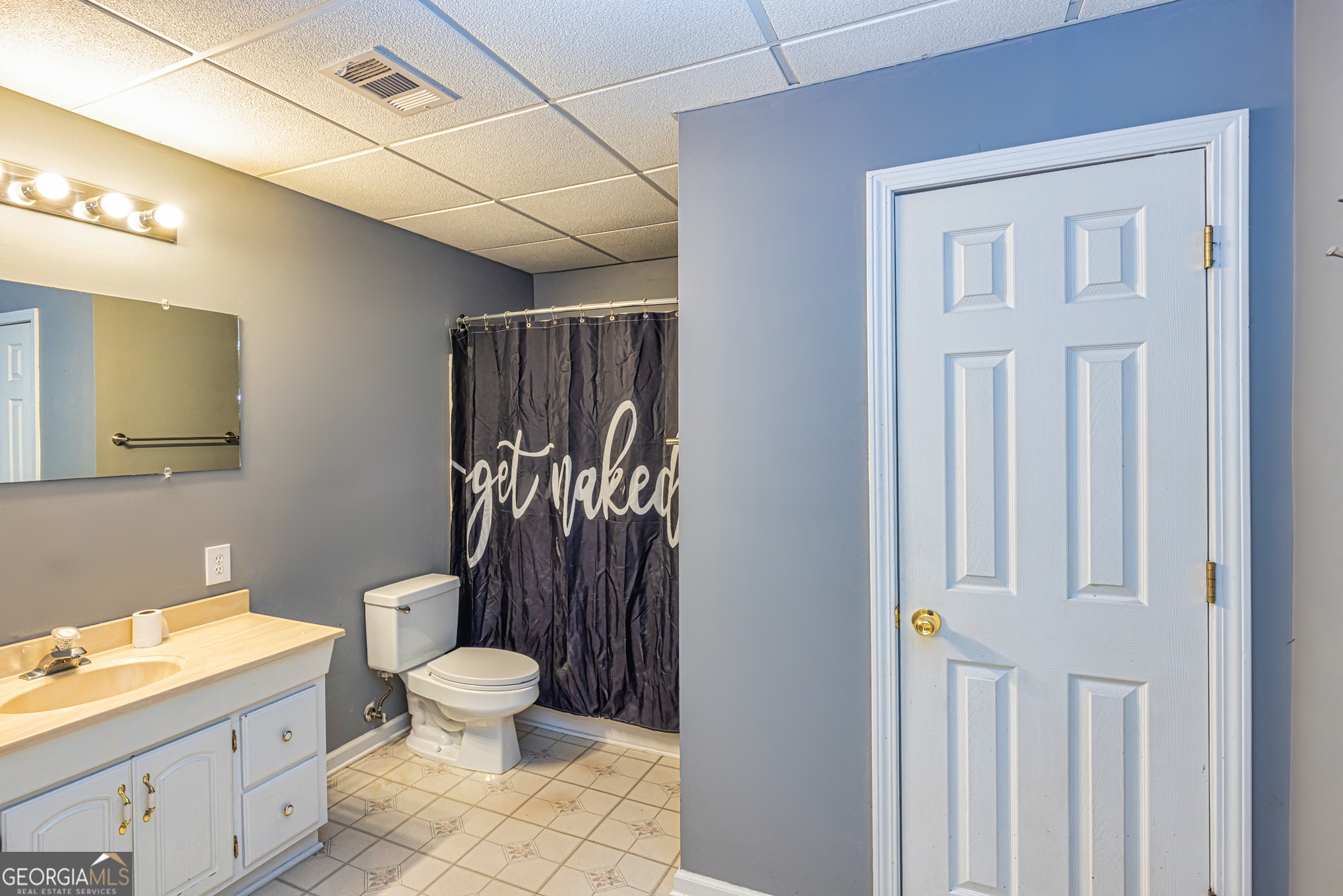 Newnan, Georgia 30265, United States, 3 Bedrooms Bedrooms, ,5 BathroomsBathrooms,Residential,Active,200698